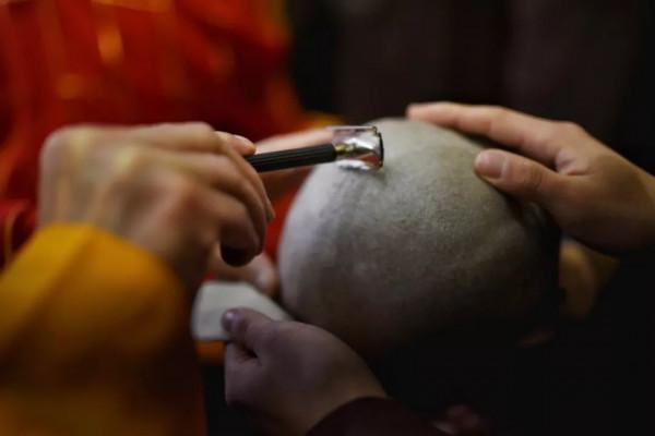 寒門貴子張清光：曾是清華博士，拋棄父母去當和尚，如今怎樣了？