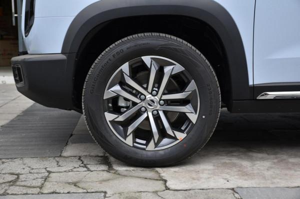 想買省油好開的緊湊型SUV，可以看看這兩款，空間大、實用、耐用