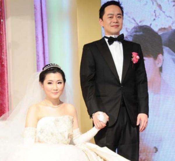 燒傷後被“暖男”拋棄，張承中直言看到Selina燒傷腿部：真的想吐