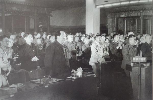 毛主席三次警告美國，美國三次鎩羽而歸，最後美國總統親自來講和