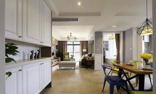 116平美式三居室，文化磚牆+淺紫色乳膠漆形成浪漫的視覺感