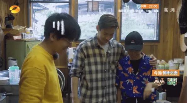 哪些綜藝瞬間讓你尬的渾身不舒服,而當事人卻依然自嗨? 哪些綜藝瞬間讓你尬的渾身不舒服,而當事人卻依然自嗨?