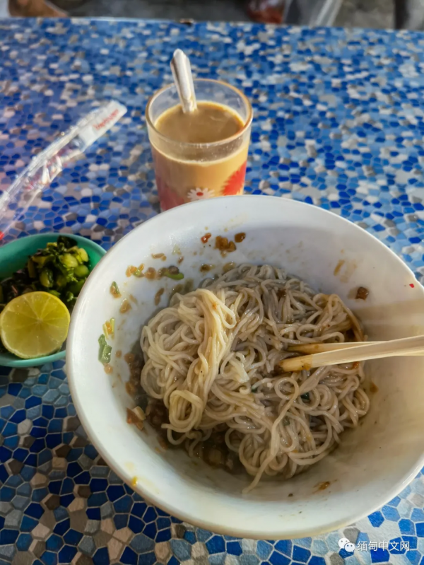 緬甸臘戌有條寶藏街道，裡面的美食每一道都讓人念念不忘