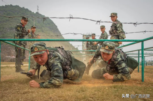 這些武警專屬“妝容”,你可都見過? 這些武警專屬“妝容”,你可都見過?