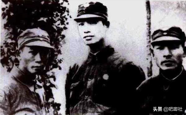 張震從團參謀長升為三野參謀長,離不開這仨人對他的重用和培養 張震從團參謀長升為三野參謀長,離不開這仨人對他的重用和培養