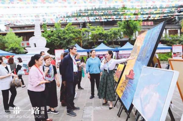 大使“扎堆”來,四川的吸引力在哪裡?(中英文) 大使“扎堆”來,四川的吸引力在哪裡?(中英文)