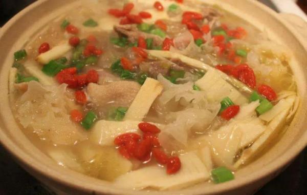 春季養生宜少酸多甘，收下這15道初春養生家常菜，在家就能做