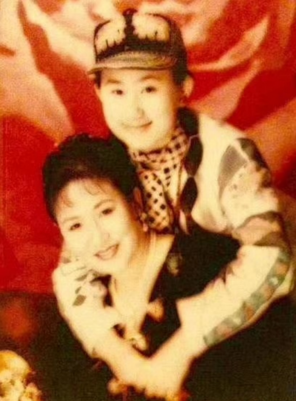 張丹露：趙文卓一生至愛梅豔芳，偷偷養育私生子，為何轉身娶了她