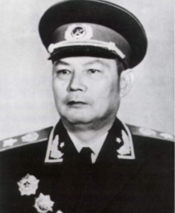 毛主席警衛員李連慶:76歲放棄副軍級生活,拿著積蓄回鄉帶村脫貧 毛主席警衛員李連慶:76歲放棄副軍級生活,拿著積蓄回鄉帶村脫貧