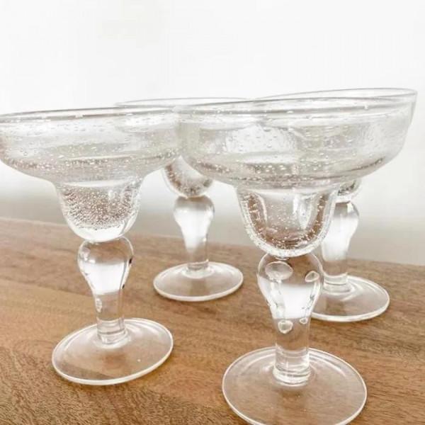 美國女子用一根髮夾換到一間房子 經歷28次以物換物