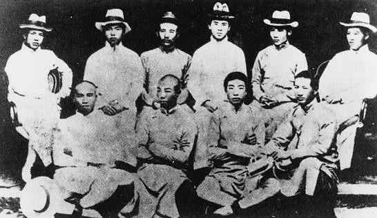 1950年四川一地主家搜出借據,上報後驚動中央,朱德:是我欠的 1950年四川一地主家搜出借據,上報後驚動中央,朱德:是我欠的