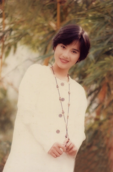 陳松伶：遭三重打擊抑鬱，黑龍江小帥哥一句話讓她決定嫁給他