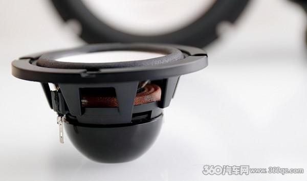 日本ADDZEST新款SRT1673C三分頻 獨特白盆顏值音質無可挑剔