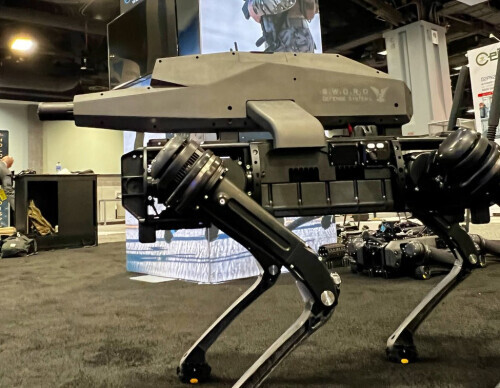 造型邪惡!美國“戰鬥機器狗”首次亮相,背上馱著自動步槍 造型邪惡!美國“戰鬥機器狗”首次亮相,背上馱著自動步槍