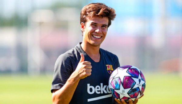 巴薩22歲新星徹底飄了！沒有哈維的實力，卻有大佬的脾氣，賴隊友