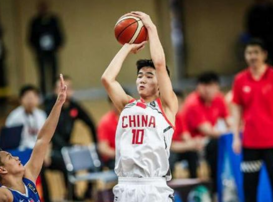 129+126!廣東男籃2戰已亮冠軍相 這火力浙江隊扛得住嗎? 129+126!廣東男籃2戰已亮冠軍相 這火力浙江隊扛得住嗎?