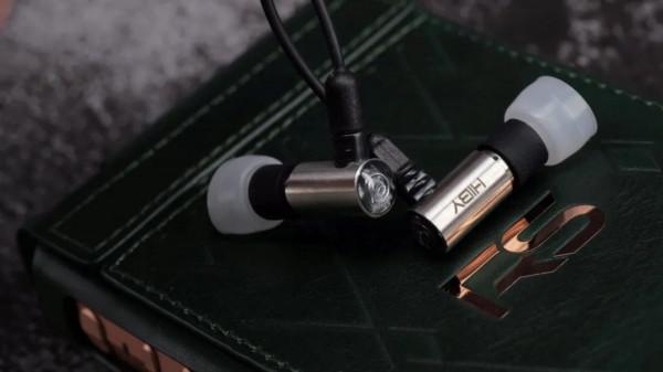 我摸著我自己過河還不行麼？海貝音樂 HiBy Thor圈鐵耳機評測