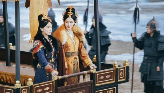 快來看看楊冪、劉亦菲、劉詩詩這些古裝美人冬天是怎樣禦寒的