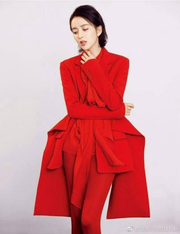 佟氏七寶車,麗日坐高閣,婭相兼尤美,粉紅女郎佟麗婭 佟氏七寶車,麗日坐高閣,婭相兼尤美,粉紅女郎佟麗婭