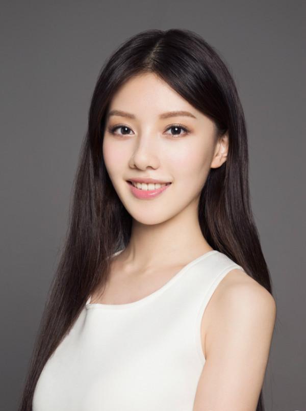 遼寧瀋陽女演員王鶴潤,清純可愛,秀外慧中 遼寧瀋陽女演員王鶴潤,清純可愛,秀外慧中