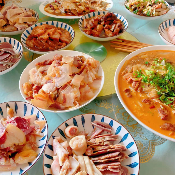 2022&period;1&period;29至1&period;31園園日記：梅花山探梅偶遇，報恩塔上走走