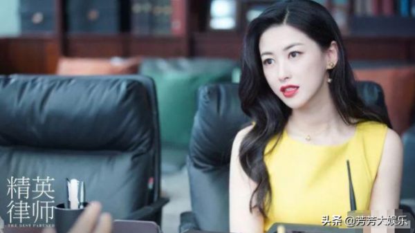 甩頂級富二代，拿下“黑道太子”，朱珠憑什麼這麼牛？