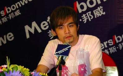 安又琪最大的悲哀，就是被時代拋棄的時候，連招呼都不會打