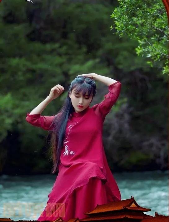 李子柒驚豔寫真集 李子柒驚豔寫真集