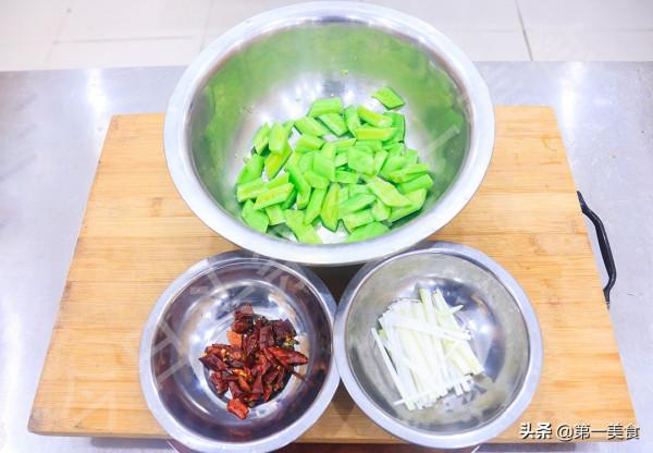 寒冬臘月易上火,別總吃大魚大肉,常吃這5種鹼性蔬菜,潤燥去火 寒冬臘月易上火,別總吃大魚大肉,常吃這5種鹼性蔬菜,潤燥去火