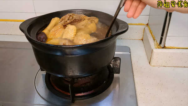 私房菜會所一百多一隻的花雕雞,在家也能做出一樣的味道 私房菜會所一百多一隻的花雕雞,在家也能做出一樣的味道