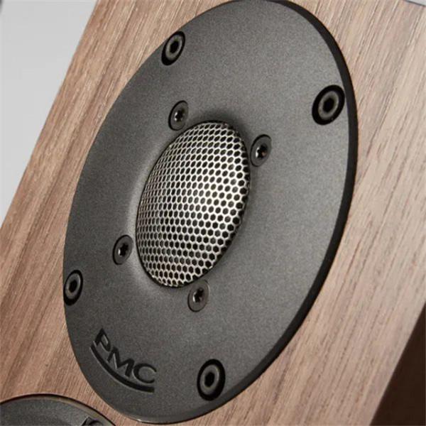 產品｜Haute Fidelite 頒獎及評述：PMC twenty5.24i 座地揚聲器