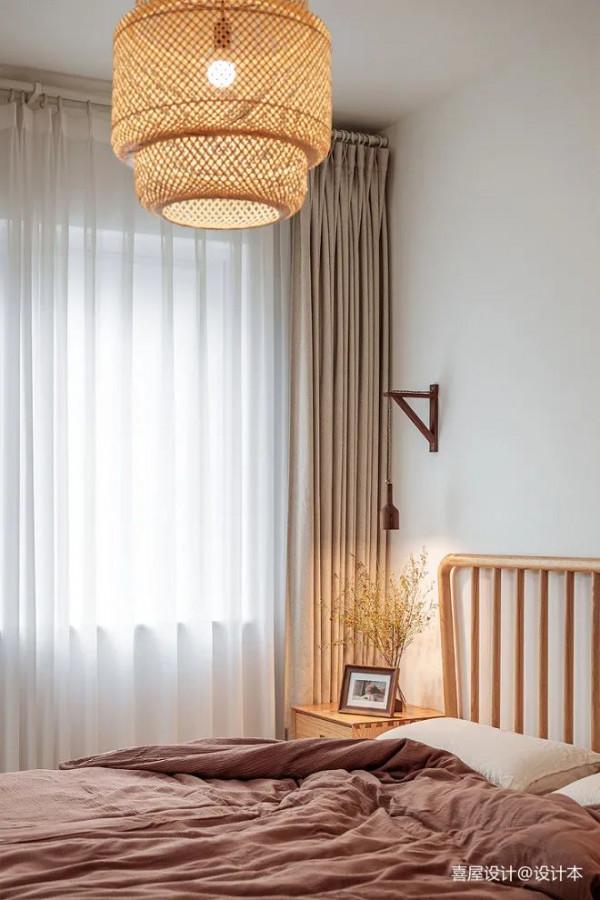 以原木為基調的奶油色日式溫暖家，每個角落都氛圍感拉滿