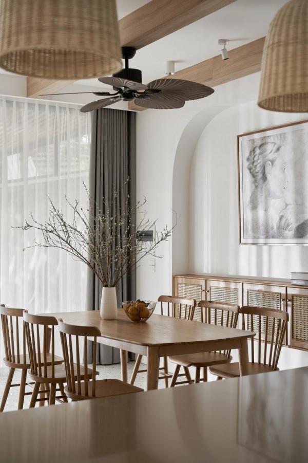 3層別墅一住就是10年,入戶私人庭院,7米3挑高客廳越禪意越舒服 3層別墅一住就是10年,入戶私人庭院,7米3挑高客廳越禪意越舒服