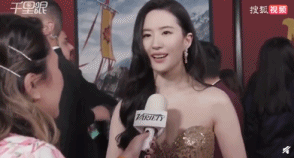 李連杰闖入好萊塢,被罵戴狗圈辱華,如今卻沒有華人走進好萊塢 李連杰闖入好萊塢,被罵戴狗圈辱華,如今卻沒有華人走進好萊塢