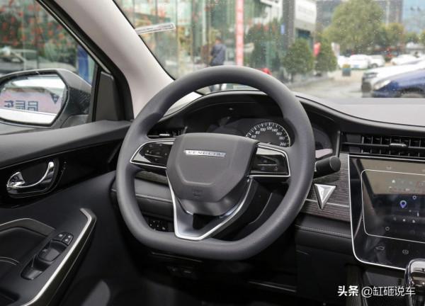 8萬多入手啟辰D60，軒逸同款發動機，空間大油耗低，價效比很高