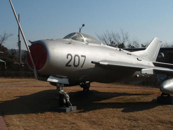 朝鮮軍用飛機彙總