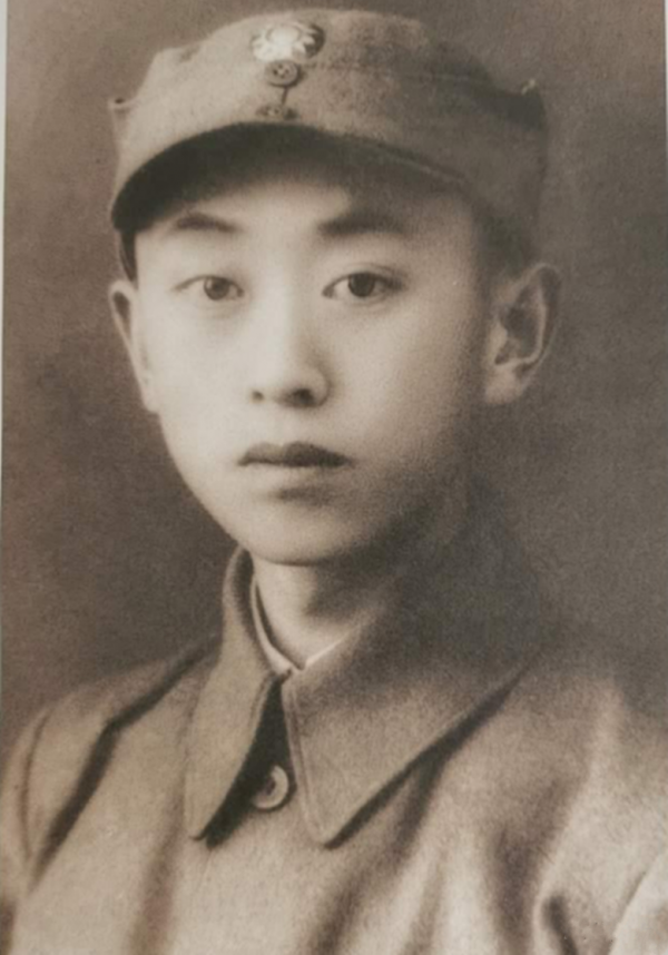 63軍一戰打光全部炮彈，彭大將軍拍案而起：一野家底都讓他敗光了