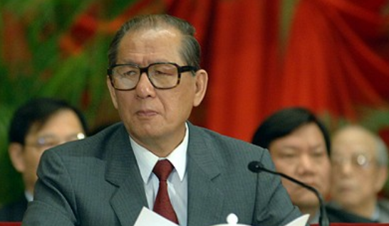 49年還只是兵團政委，為何55年被評為大將？主席：天塌下來他頂著