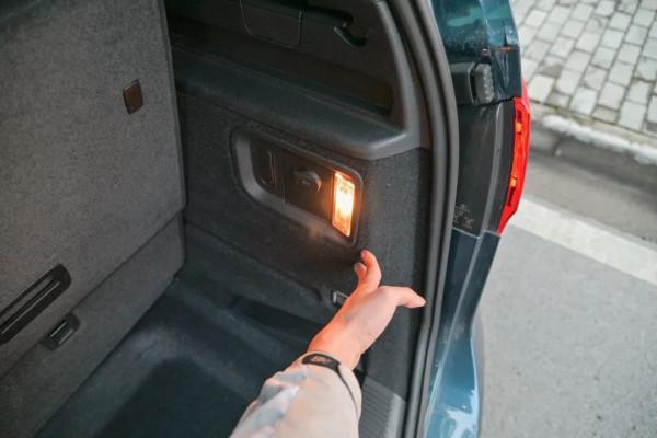 雙電滑門進口MPV，二手夏朗實乃家用帶娃好幫手