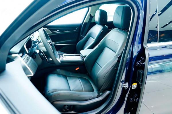 數字互動更完善 換擋旋鈕問題徹底解決 捷豹2021款XFL實拍簡評