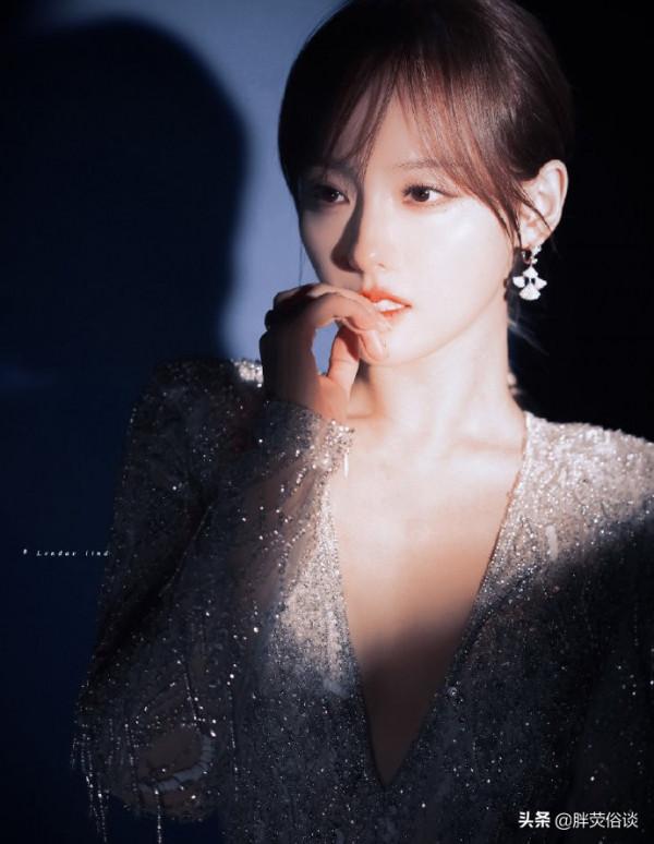 張嘉倪不愧是瓊瑤看中的紫菱,真的好美 張嘉倪不愧是瓊瑤看中的紫菱,真的好美