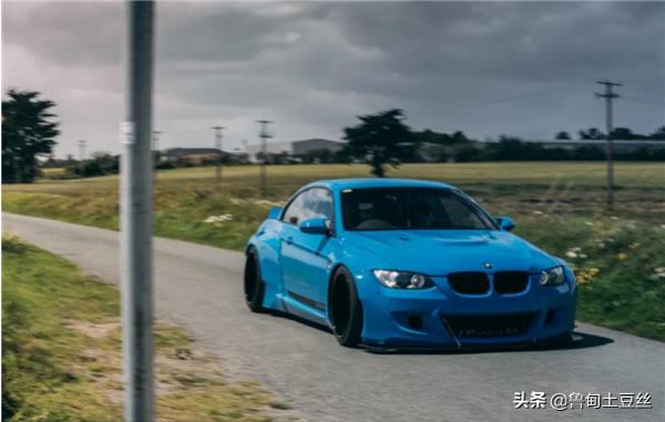 「轂銳馳」一臺融入了JDM元素的寶馬E93 335i 「轂銳馳」一臺融入了JDM元素的寶馬E93 335i