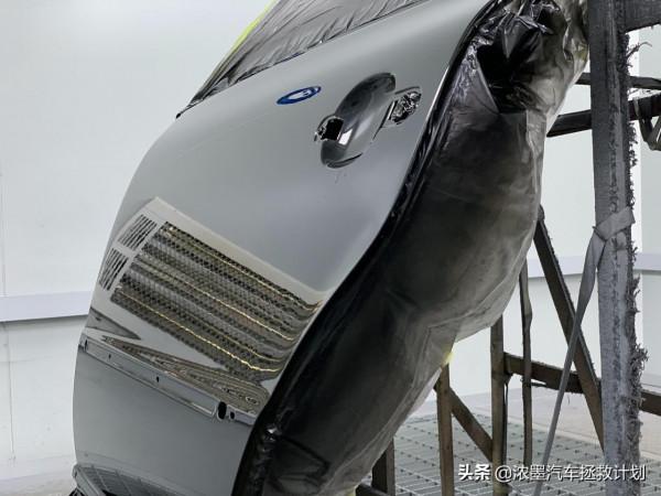 「至臻情懷」一臺老傢伙的重生路,修復煥新一臺戰損級帕薩特B5 「至臻情懷」一臺老傢伙的重生路,修復煥新一臺戰損級帕薩特B5