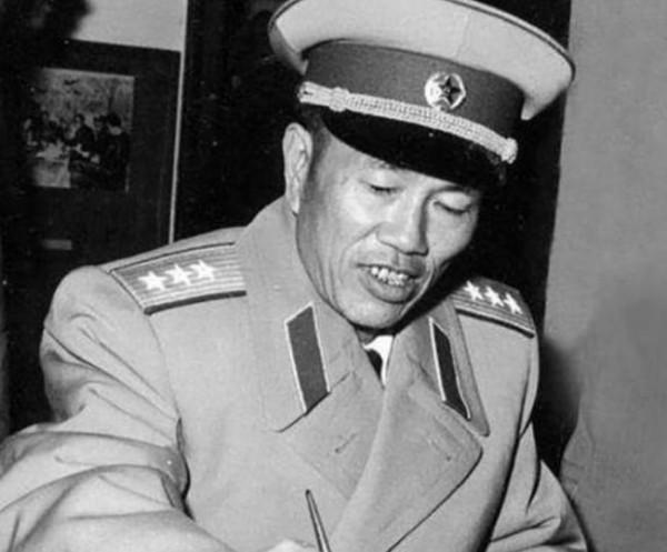 解放軍十大名將,彭林劉徐粟五虎將誰最強?還有這五位驍將 解放軍十大名將,彭林劉徐粟五虎將誰最強?還有這五位驍將