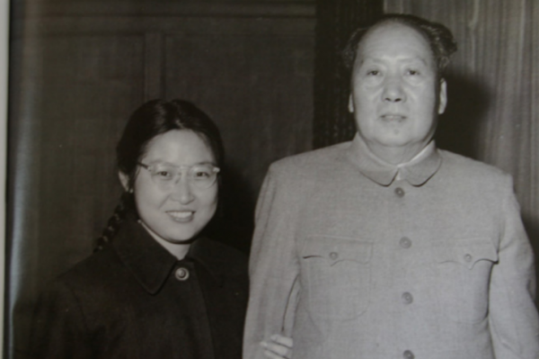 毛主席逝世後,中辦找李敏談及遺產,李敏:我只要爸爸給我的那份 毛主席逝世後,中辦找李敏談及遺產,李敏:我只要爸爸給我的那份