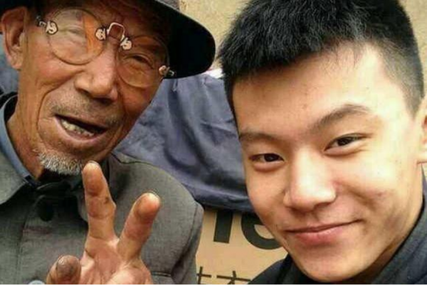 變形計主角今昔對比：真香男孩當上老闆，高佔喜考上211成國防生