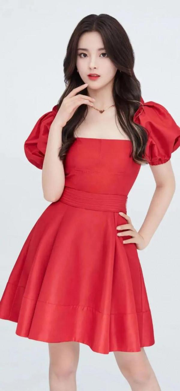 楊超越和譚松韻，誰更美