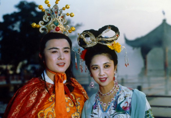 80年代當紅女明星近況:龔雪出國,周潔離世,朱琳一生未育 80年代當紅女明星近況:龔雪出國,周潔離世,朱琳一生未育