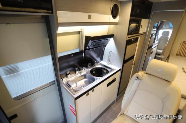 2022款新世代Pro B型房車煥新上市 內飾全新升級,這設計真是愛了 2022款新世代Pro B型房車煥新上市 內飾全新升級,這設計真是愛了