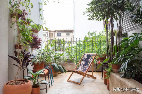 她曬出99㎡雜貨鋪一樣的小家，拒絕斷舍離，另類中帶著歲月靜好